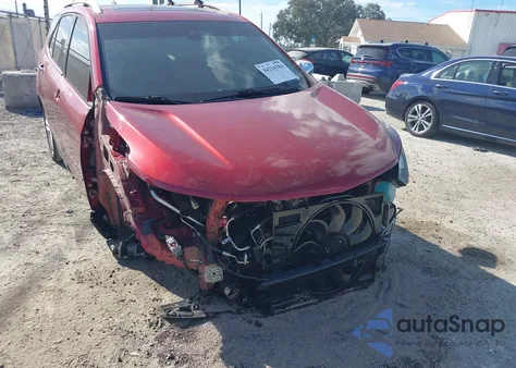 2018 Chevrolet Equinox Premier z USA, uszkodzony, nr VIN 3GNAXMEV4JS647305